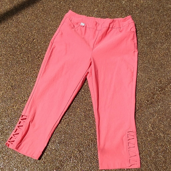 lulu b Pants - UPF 50 stretch capri